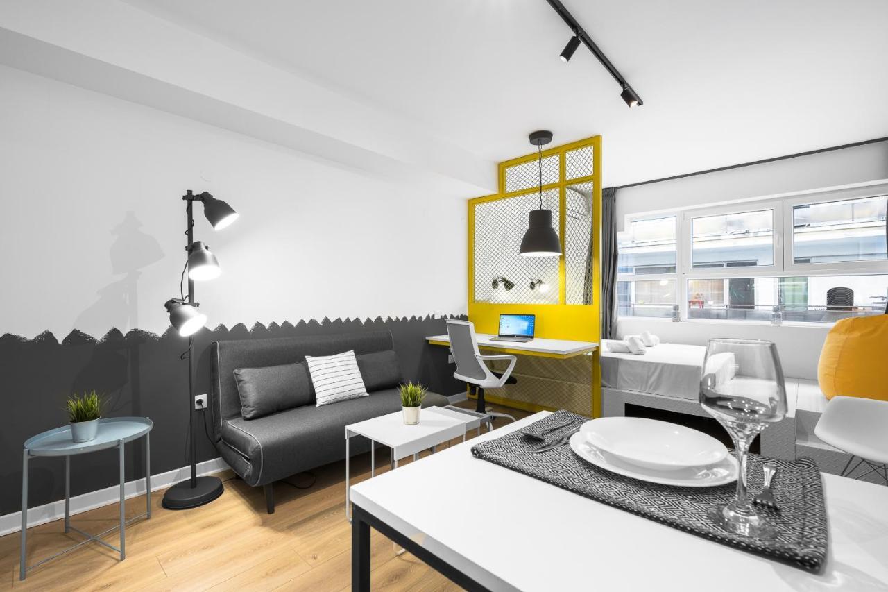 Nyma White Apartments, The Luxury Suites เทสซาโลนิกิ ภายนอก รูปภาพ