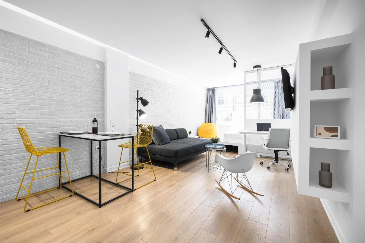 Nyma White Apartments, The Luxury Suites เทสซาโลนิกิ ภายนอก รูปภาพ