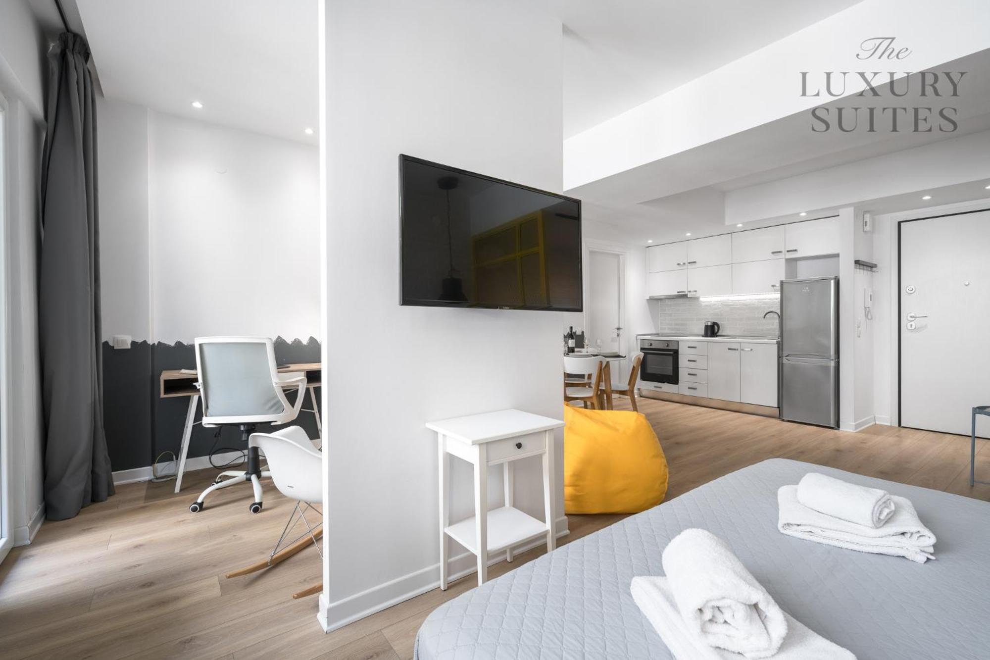 Nyma White Apartments, The Luxury Suites เทสซาโลนิกิ ภายนอก รูปภาพ