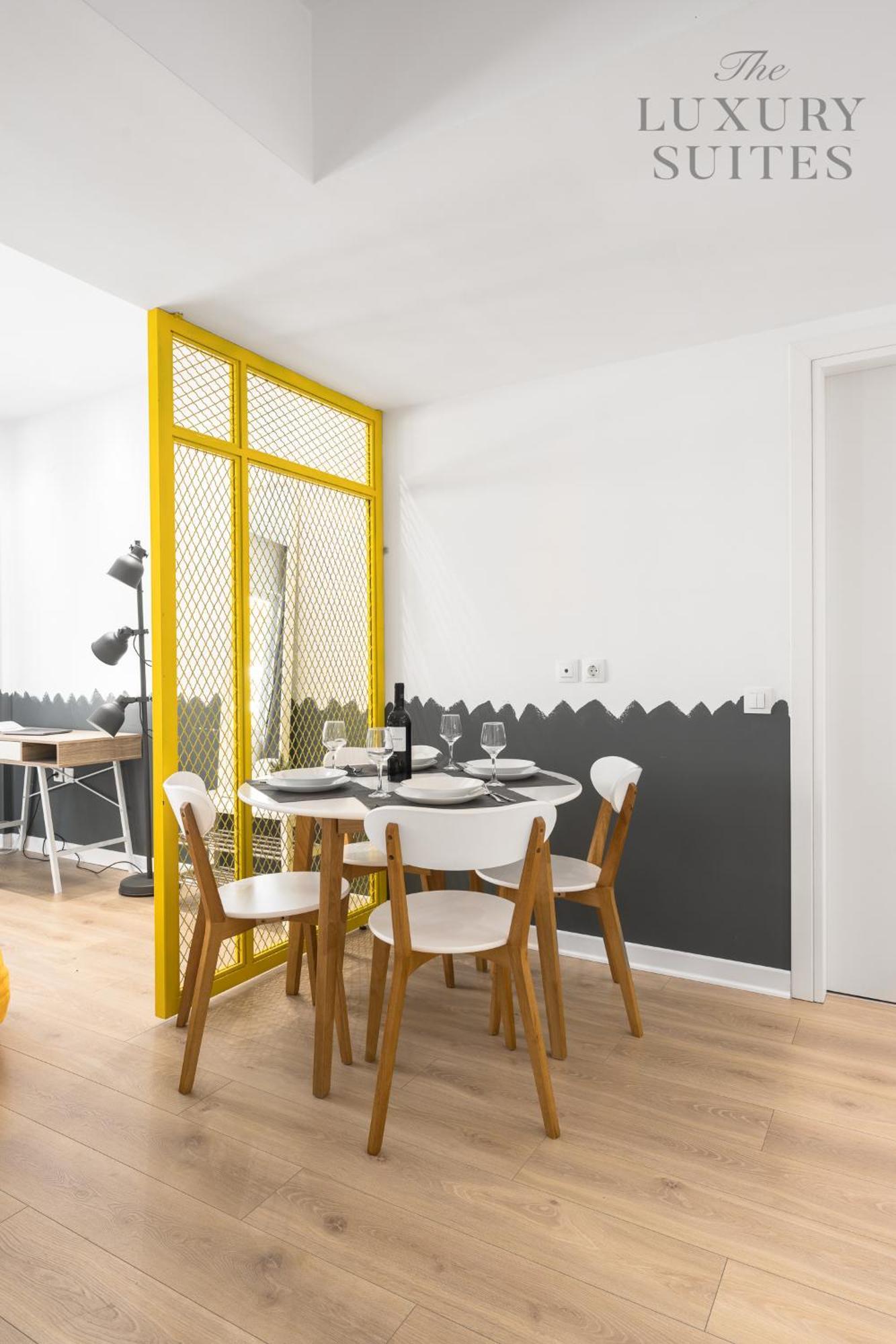 Nyma White Apartments, The Luxury Suites เทสซาโลนิกิ ภายนอก รูปภาพ