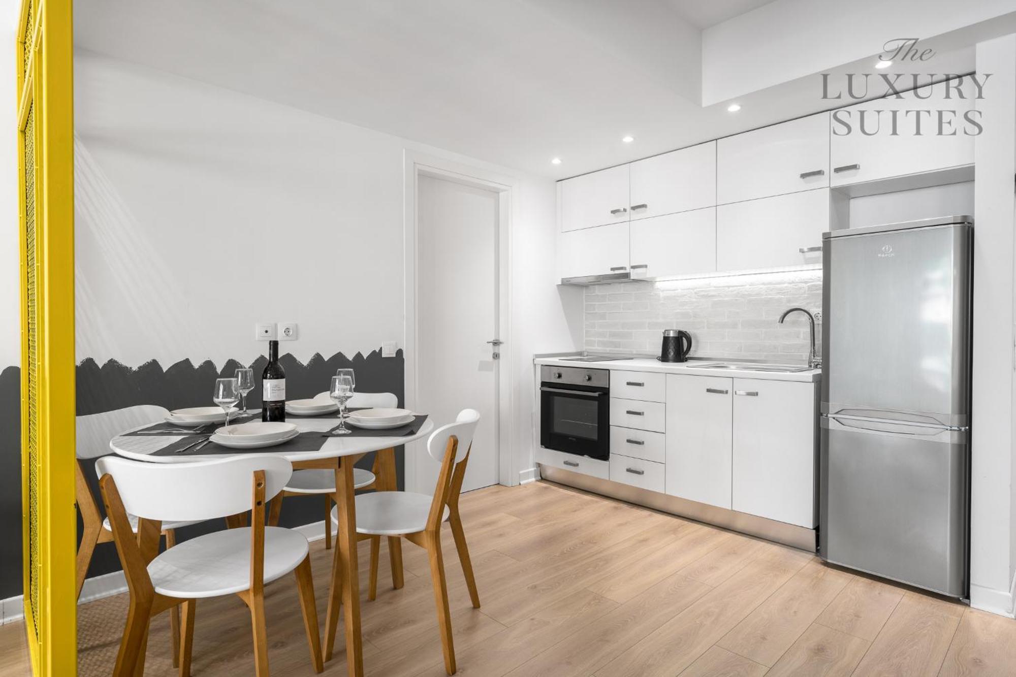 Nyma White Apartments, The Luxury Suites เทสซาโลนิกิ ภายนอก รูปภาพ