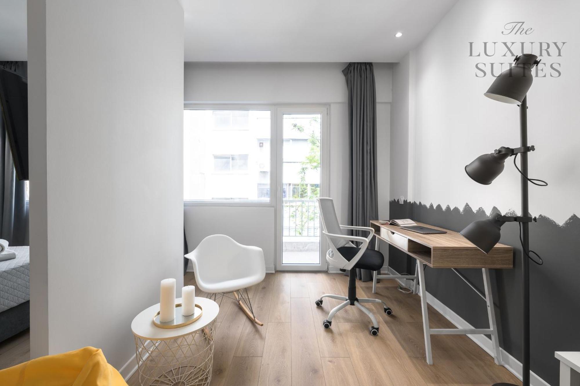 Nyma White Apartments, The Luxury Suites เทสซาโลนิกิ ภายนอก รูปภาพ