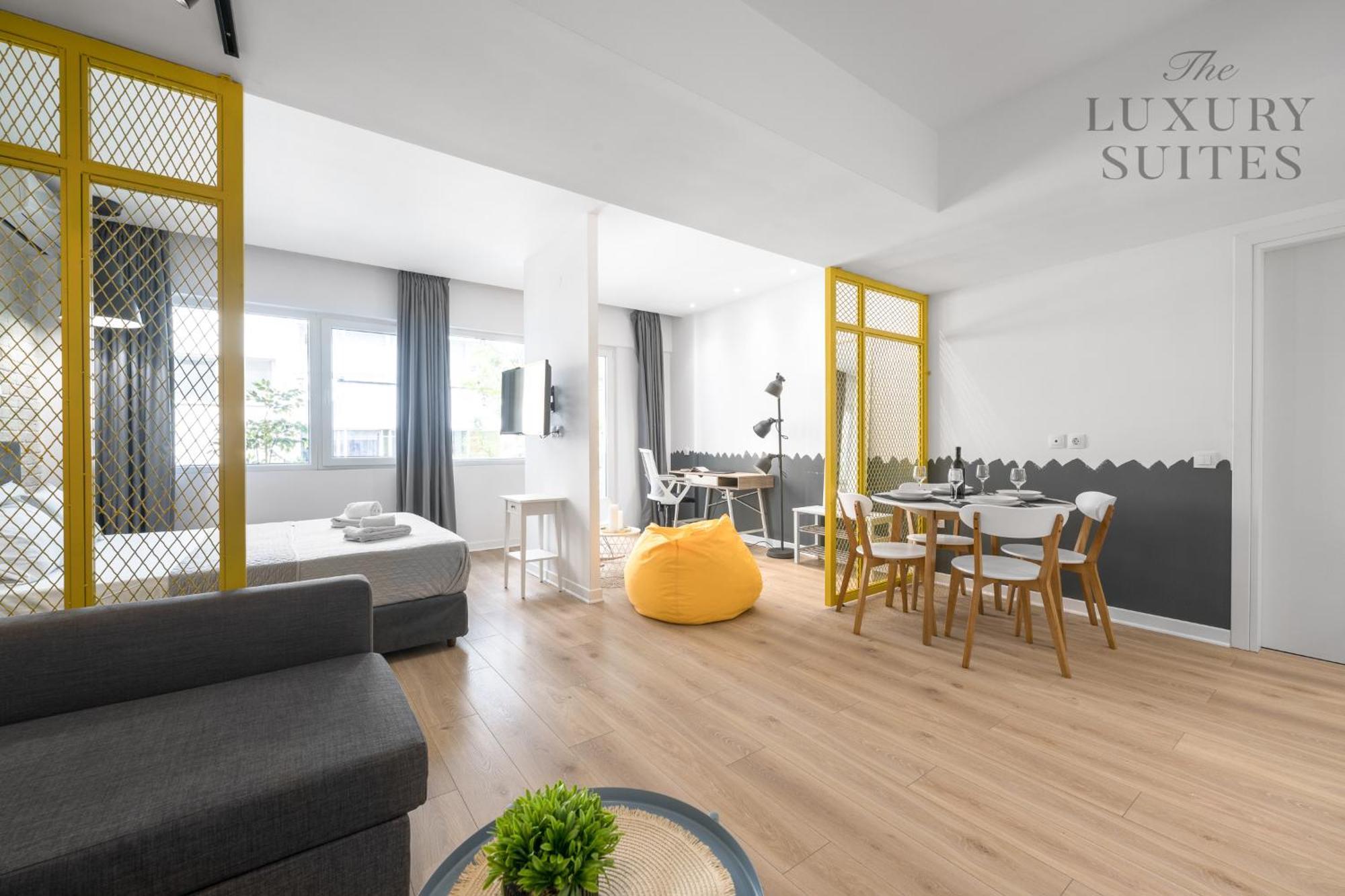 Nyma White Apartments, The Luxury Suites เทสซาโลนิกิ ภายนอก รูปภาพ