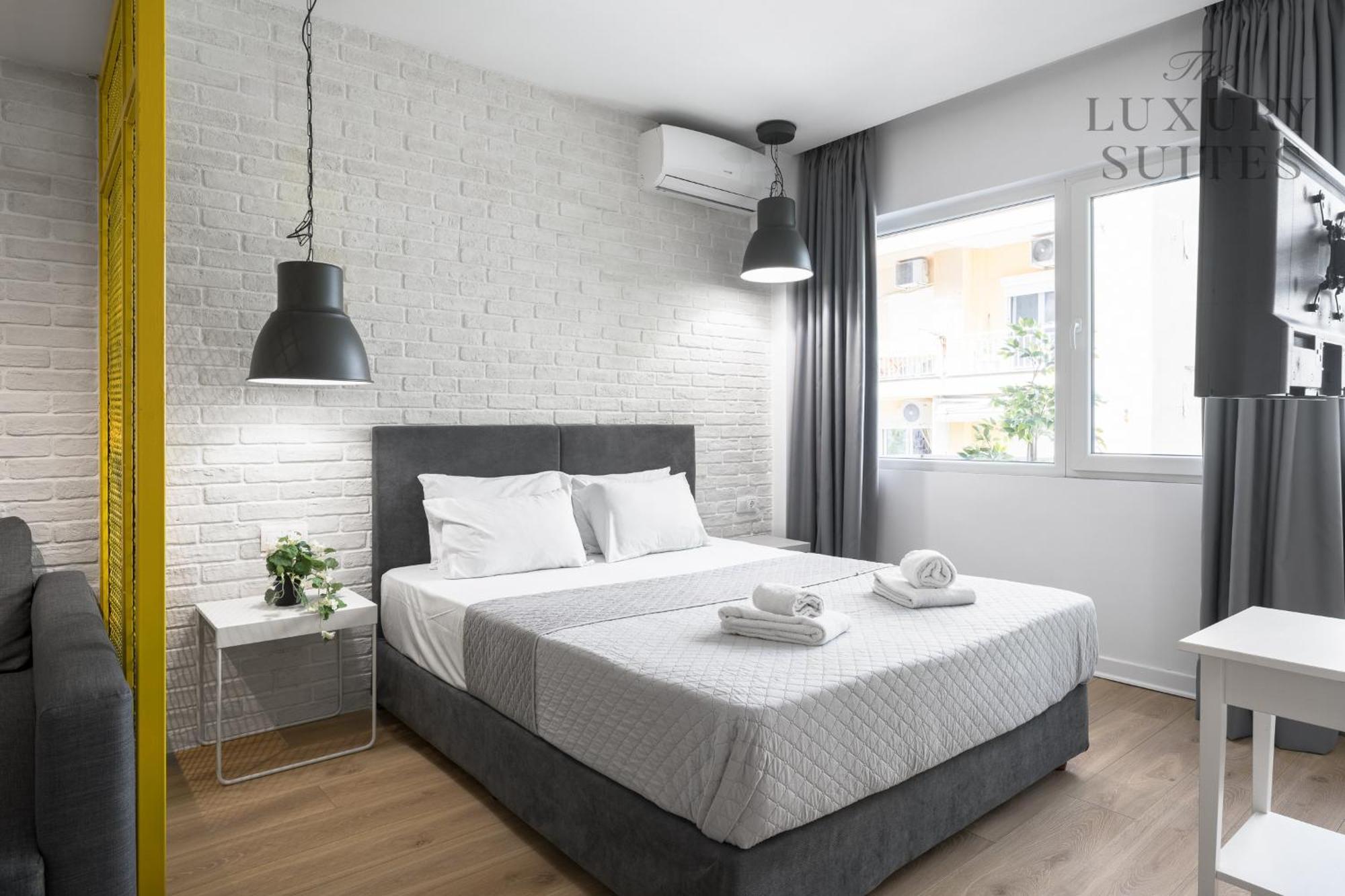 Nyma White Apartments, The Luxury Suites เทสซาโลนิกิ ภายนอก รูปภาพ