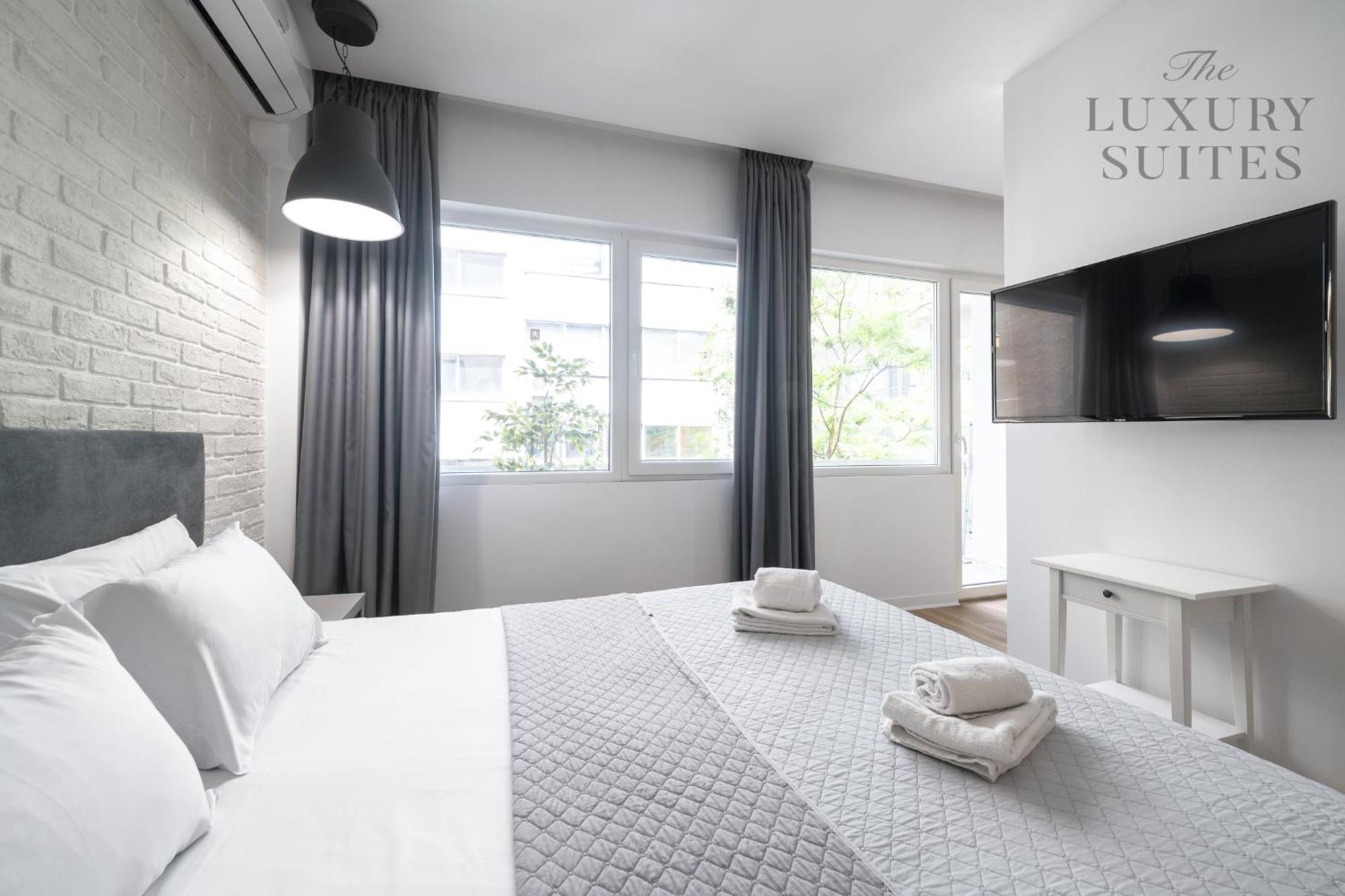 Nyma White Apartments, The Luxury Suites เทสซาโลนิกิ ภายนอก รูปภาพ